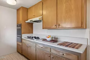 2219 Camilar Dr, Camarillo, CA 93010 - Photo 11