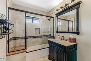 317 El Tuaca Ct, Camarillo, CA 93010 - Photo 43