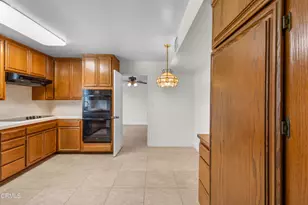 1566 Cipres Ct, Camarillo, CA 93010 - Photo 17
