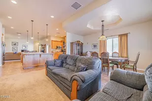8585 W Ave E, Lancaster, CA 93536 - Photo 11