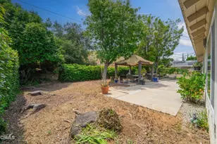 252 W Columbia Rd, Thousand Oaks, CA 91360 - Photo 23