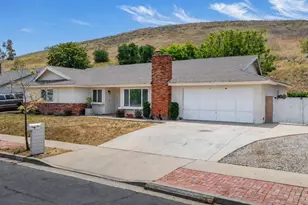 252 W Columbia Rd, Thousand Oaks, CA 91360 - Photo 1