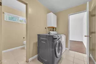 252 W Columbia Rd, Thousand Oaks, CA 91360 - Photo 11