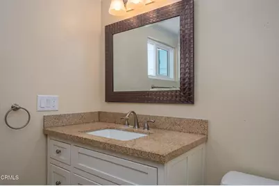 942 Loma Vista Place, Santa Paula, CA 93060 - Photo 19