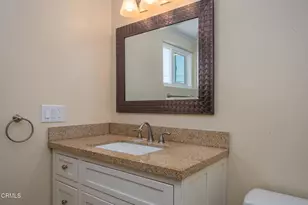 942 Loma Vista Pl, Santa Paula, CA 93060 - Photo 19