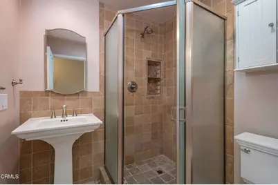 942 Loma Vista Place, Santa Paula, CA 93060 - Photo 15