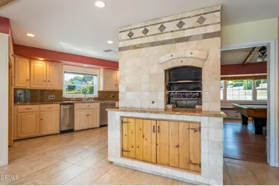 942 Loma Vista Place, Santa Paula, CA 93060 - Photo 11