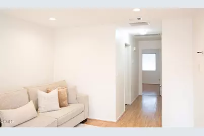 6727 Wordsworth Way, Ventura, CA 93003 - Photo 15