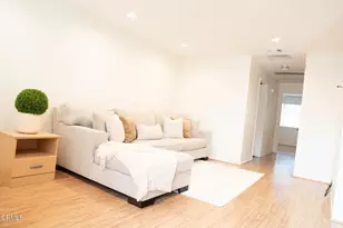 6727 Wordsworth Way, Ventura, CA 93003 - Photo 13