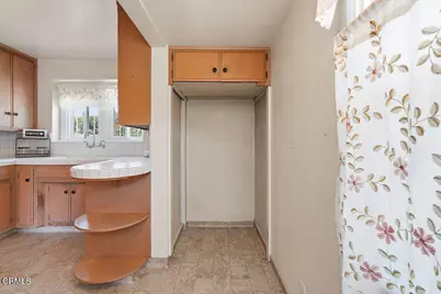 837 E Luray Street, Long Beach, CA 90807 - Photo 9