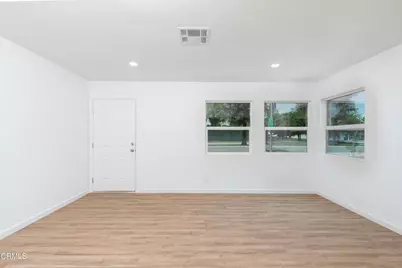 2907 Truxtun Avenue, Bakersfield, CA 93301 - Photo 3