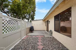 39107 Village 39, Camarillo, CA 93012 - Photo 23