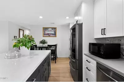 2377 Fitzgerald Road, Simi Valley, CA 93065 - Photo 13
