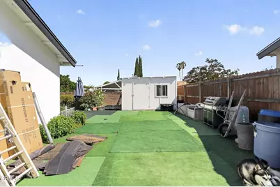 2377 Fitzgerald Road, Simi Valley, CA 93065 - Photo 27