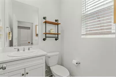 2072 Harvest Loop, Santa Paula, CA 93060 - Photo 13