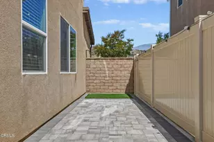 2072 Harvest Loop, Santa Paula, CA 93060 - Photo 13