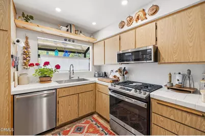 771 Seneca Street #D54, Ventura, CA 93001 - Photo 9