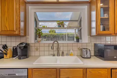 205 Grande Vista Street, Oak View, CA 93022 - Photo 3