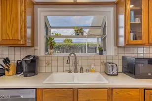 205 Grande Vista St, Oak View, CA 93022 - Photo 3