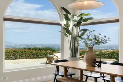 686 Skyview Terrace, Ventura, CA 93003 - Photo 11