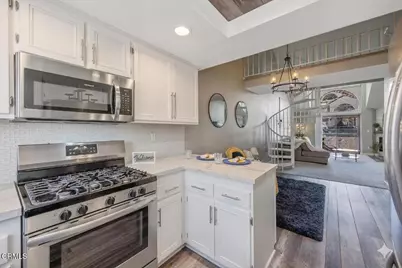 18106 Erik Court #574, Santa Clarita, CA 91387 - Photo 7