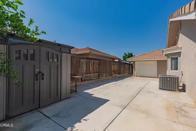 11123 Coachlight Court, Bakersfield, CA 93312 - Photo 41