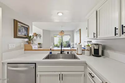 9813 Sweetwater Lane, Ventura, CA 93004 - Photo 11