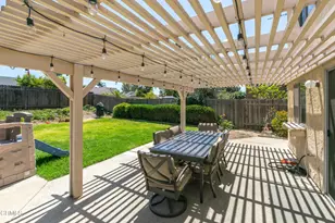 2190 Klamath Dr, Camarillo, CA 93010 - Photo 35