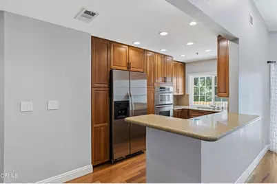5728 Oak Bend Lane #312, Oak Park, CA 91377 - Photo 5