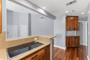 5728 Oak Bend Ln, Oak Park, CA 91377 - Photo 9