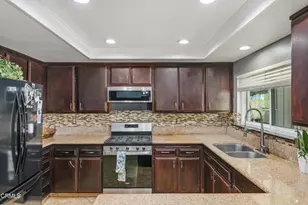 2221 Gershwin Pl, Oxnard, CA 93033 - Photo 11