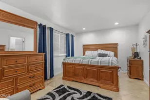 2221 Gershwin Pl, Oxnard, CA 93033 - Photo 15