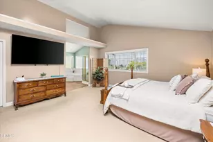 2210 Via Loma, Camarillo, CA 93012 - Photo 17