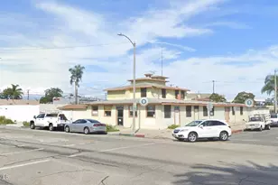 137 W 1st St, Oxnard, CA 93030 - Photo 3