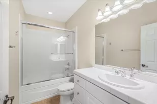 990 Holiday Ave, Ventura, CA 93003 - Photo 13
