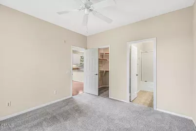 990 Holiday Avenue, Ventura, CA 93003 - Photo 15