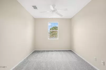 990 Holiday Avenue, Ventura, CA 93003 - Photo 19