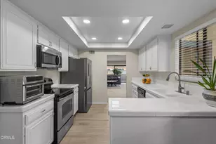 22218 Village 22, Camarillo, CA 93012 - Photo 19