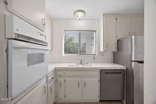 1335 Edgewood Way, Oxnard, CA 93030 - Photo 9