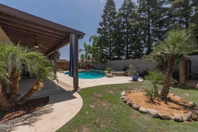 10009 Carbondale Street, Bakersfield, CA 93314 - Photo 33
