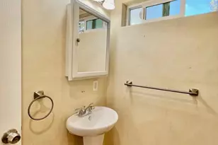 211 Fox St, Ojai, CA 93023 - Photo 27
