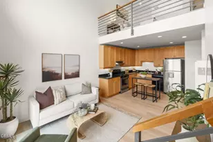 285 N Ventura Ave, Ventura, CA 93001 - Photo 13