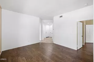 27030 Victoria Ln, Valencia, CA 91355 - Photo 9