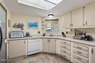 4700 Aurora Dr, Ventura, CA 93003 - Photo 9