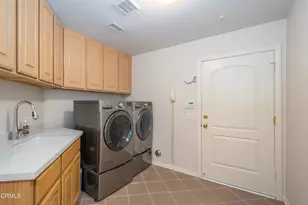 131 Cleveland Ct, Ventura, CA 93003 - Photo 25