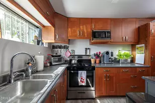 215 N 8th St, Santa Paula, CA 93060 - Photo 11