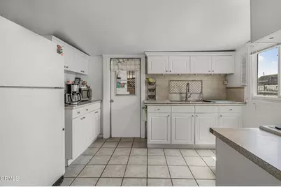 435 S Palm Avenue, Santa Paula, CA 93060 - Photo 7