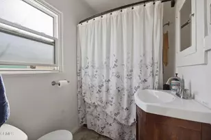 2102 2104 Channel Dr, Ventura, CA 93001 - Photo 15