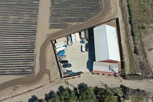 907 Mission Rock Rd, Santa Paula, CA 93060 - Photo 25
