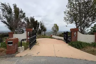 690 Corriente Ct, Camarillo, CA 93010 - Photo 1